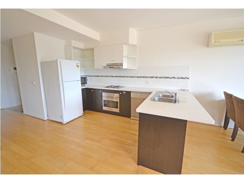 14/213 Normanby Road, Notting Hill VIC 3168