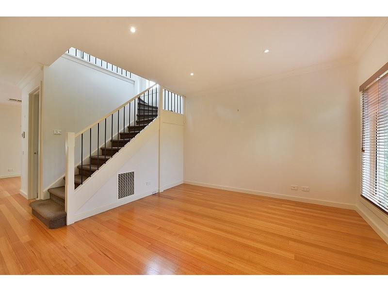 6/97 Wantirna Road, Ringwood VIC 3134