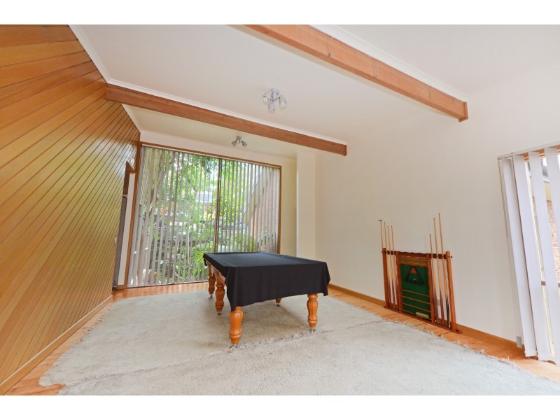 57 Candlebark Quadrant, Rowville VIC 3178