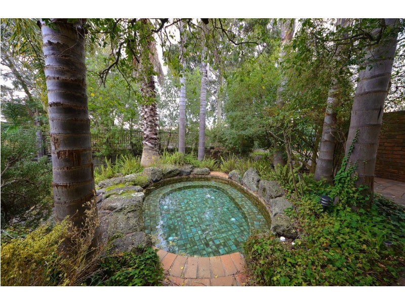 57 Candlebark Quadrant, Rowville VIC 3178