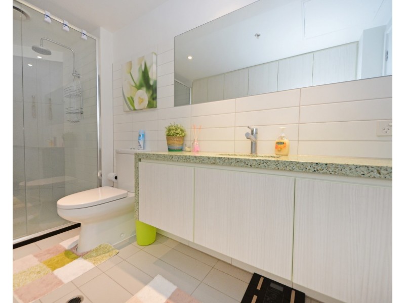 504/673 La Trobe Street, Docklands VIC 3008