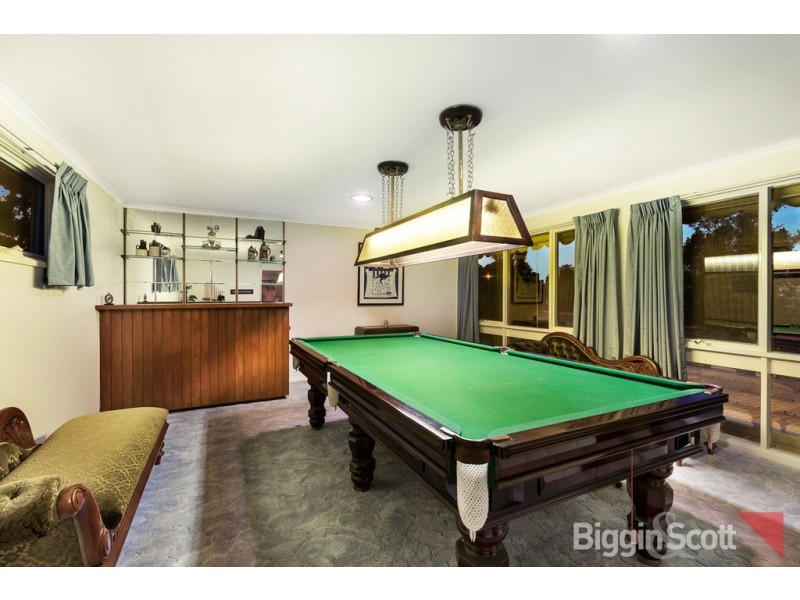 5 Adam Avenue, Wheelers Hill VIC 3150