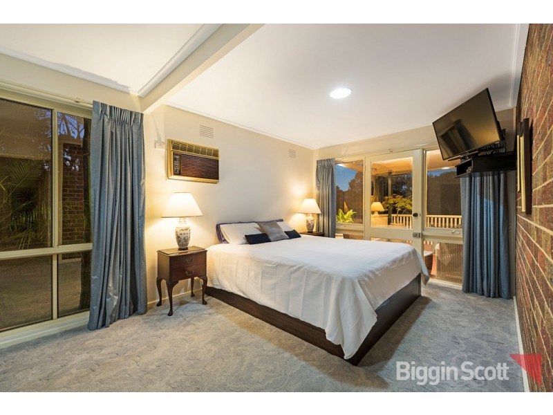 5 Adam Avenue, Wheelers Hill VIC 3150