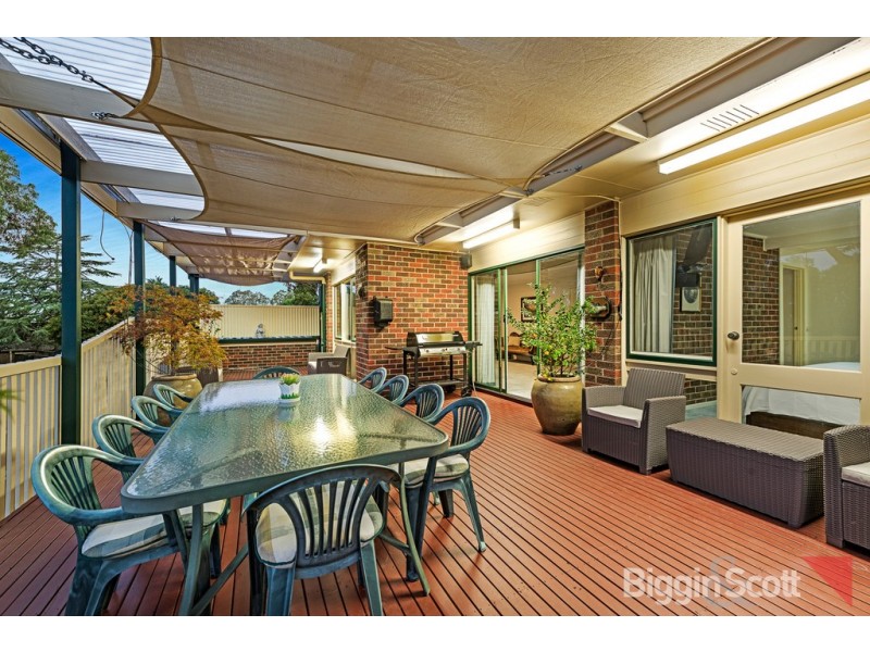 5 Adam Avenue, Wheelers Hill VIC 3150