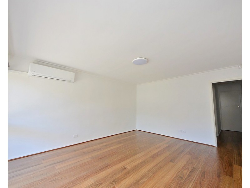 2/4 Iona Street, Clayton VIC 3168