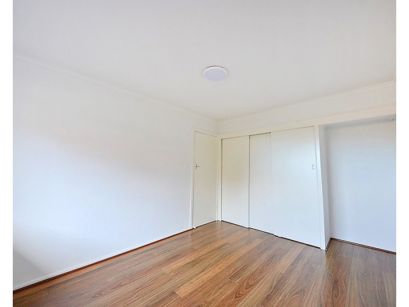 2/4 Iona Street, Clayton VIC 3168