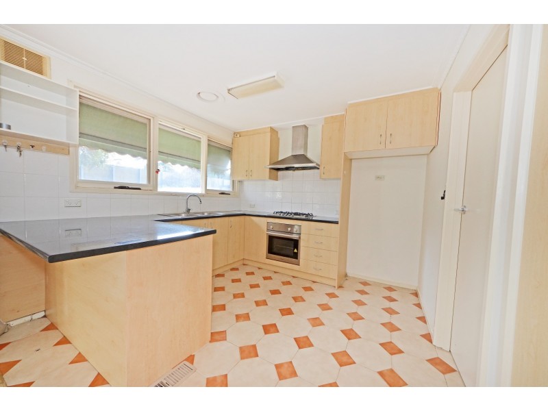 129 Brandon Park Drive, Wheelers Hill VIC 3150