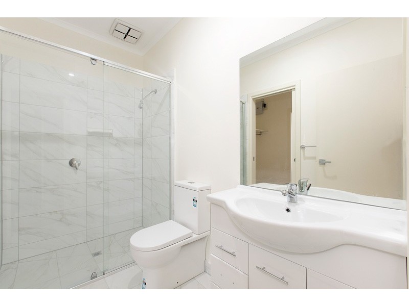 24a Diosma Drive, Glen Waverley VIC 3150