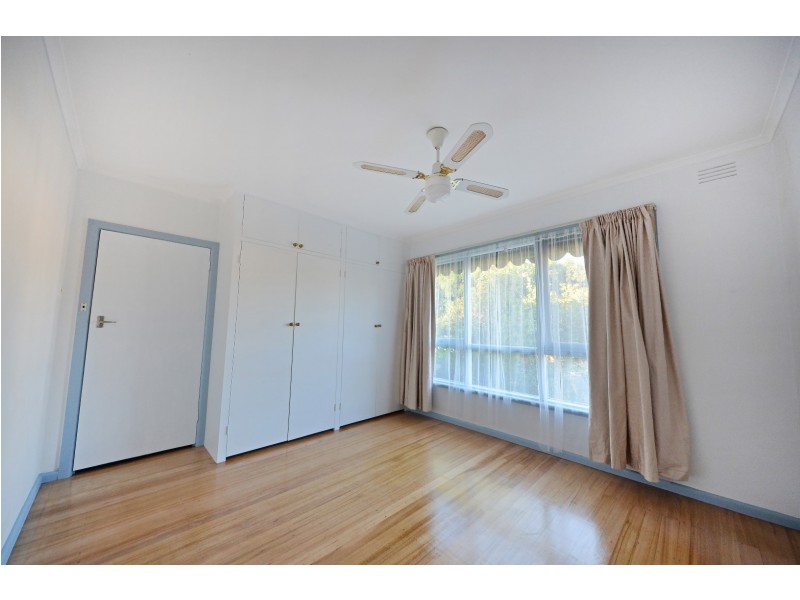 11 Bradstreet Road, Mount Waverley VIC 3149