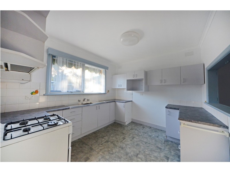 11 Bradstreet Road, Mount Waverley VIC 3149