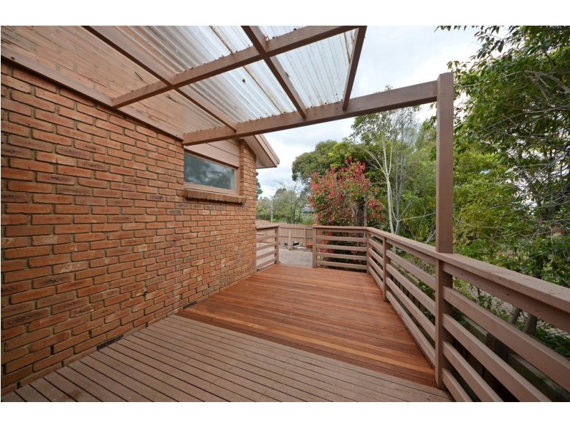 1/3 County Place, Wheelers Hill VIC 3150