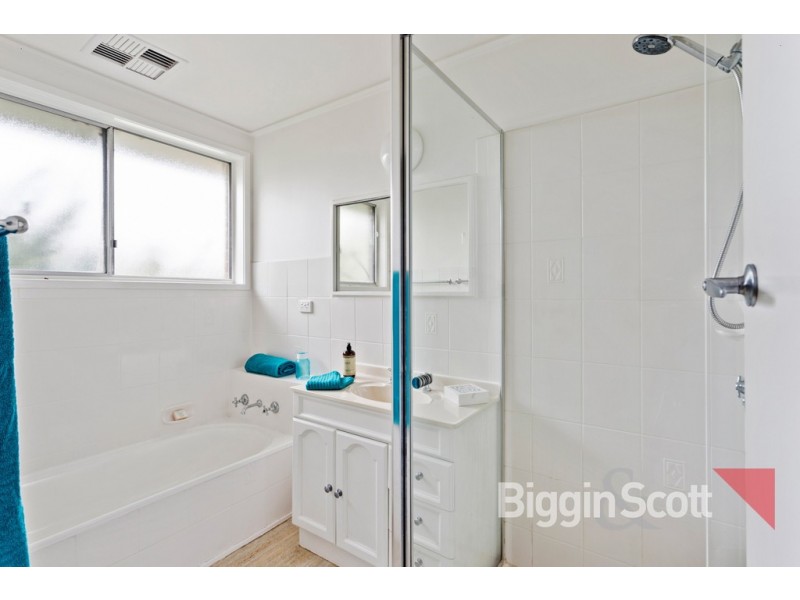 26 Tamala Avenue, Notting Hill VIC 3168