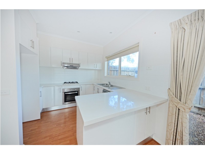 2/32 Kathryn Road, Knoxfield VIC 3180