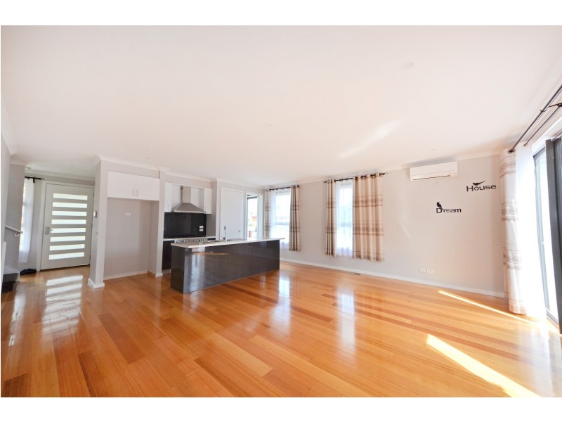 31 Worsley Avenue, Clayton South VIC 3169