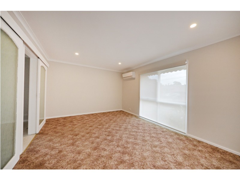 1/1 Bristol Court, Glen Waverley VIC 3150