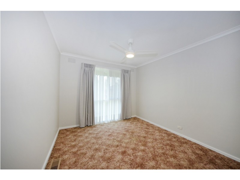 1/1 Bristol Court, Glen Waverley VIC 3150
