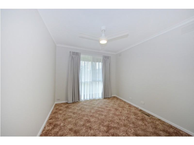 1/1 Bristol Court, Glen Waverley VIC 3150