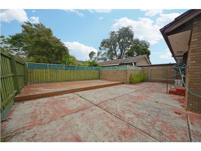 1/1 Bristol Court, Glen Waverley VIC 3150