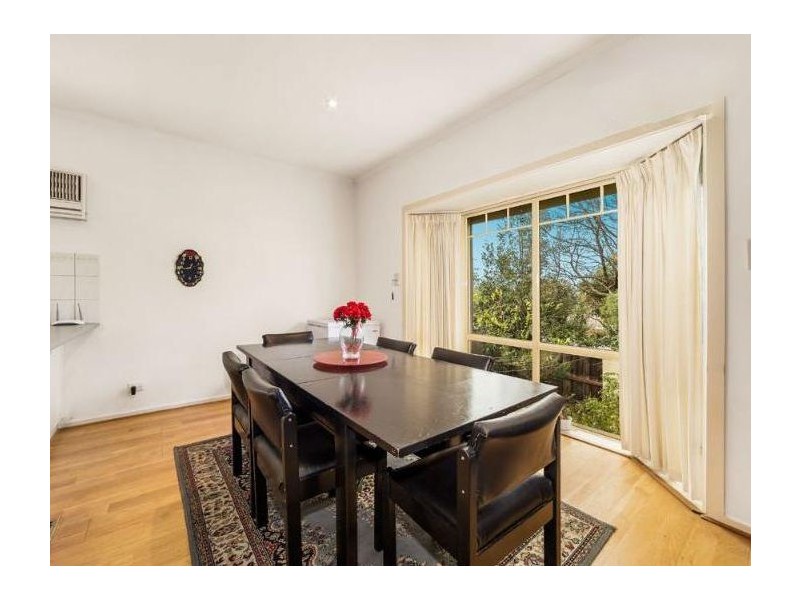 26 Aurisch Avenue, Glen Waverley VIC 3150