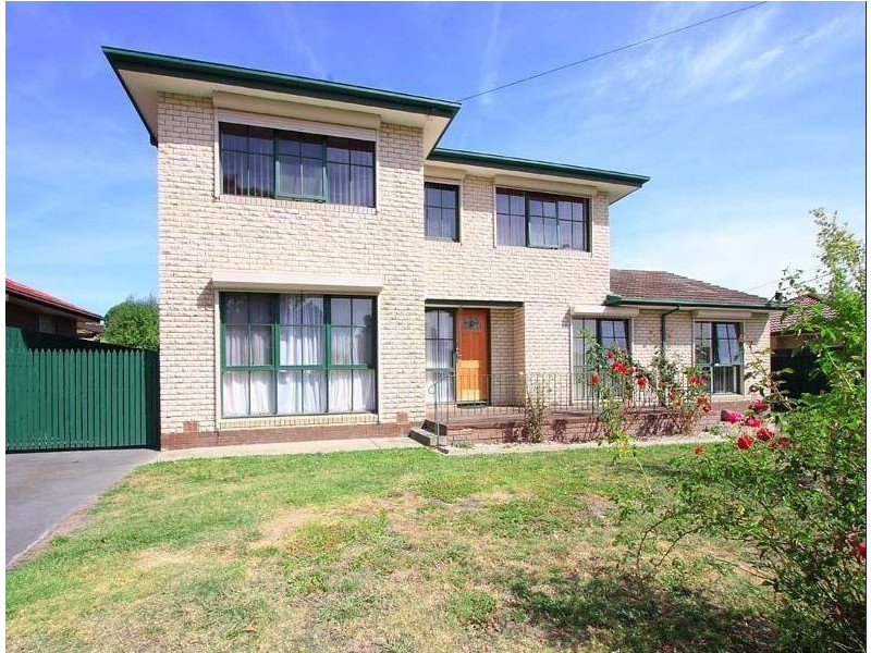 231 Brandon Park Drive, Wheelers Hill VIC 3150