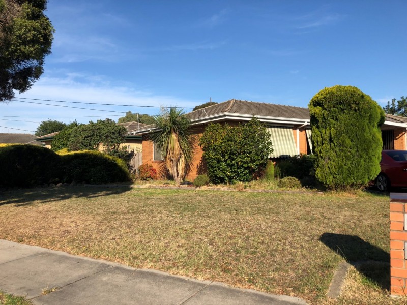 10 Tiverton Drive, Mulgrave VIC 3170