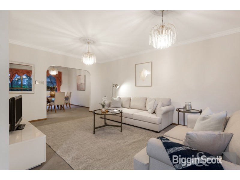 5 Grantchester Road, Wheelers Hill VIC 3150