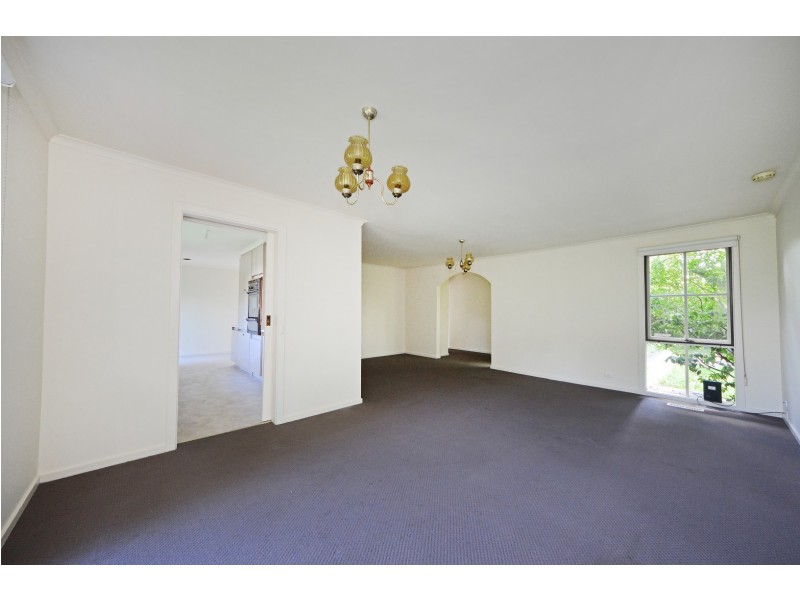84 King Arthur Drive, Glen Waverley VIC 3150