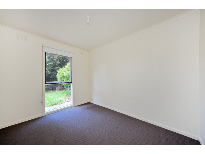 84 King Arthur Drive, Glen Waverley VIC 3150