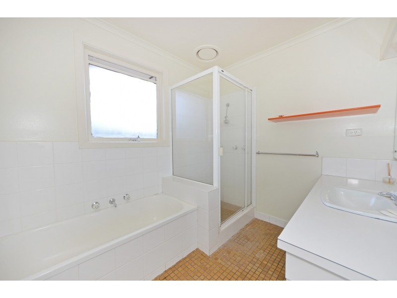 84 King Arthur Drive, Glen Waverley VIC 3150