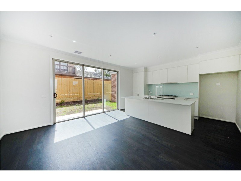 2/812 High Street Road, Glen Waverley VIC 3150