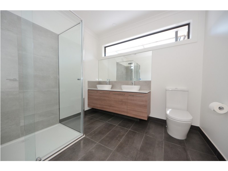 31 Kauri Grove, Glen Waverley VIC 3150