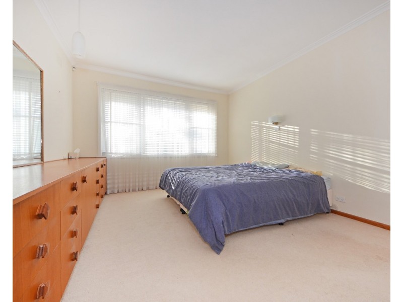 6 Valley View Court, Glen Waverley VIC 3150