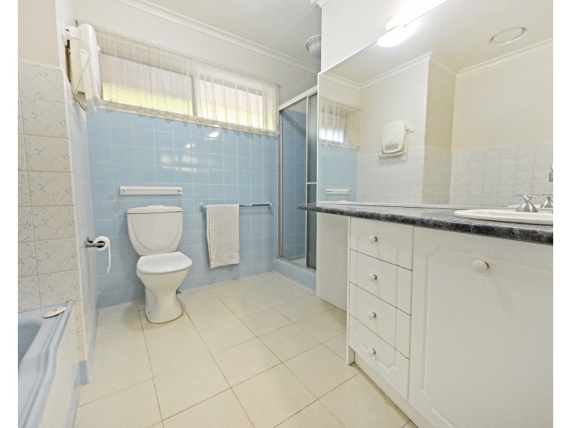 6 Valley View Court, Glen Waverley VIC 3150