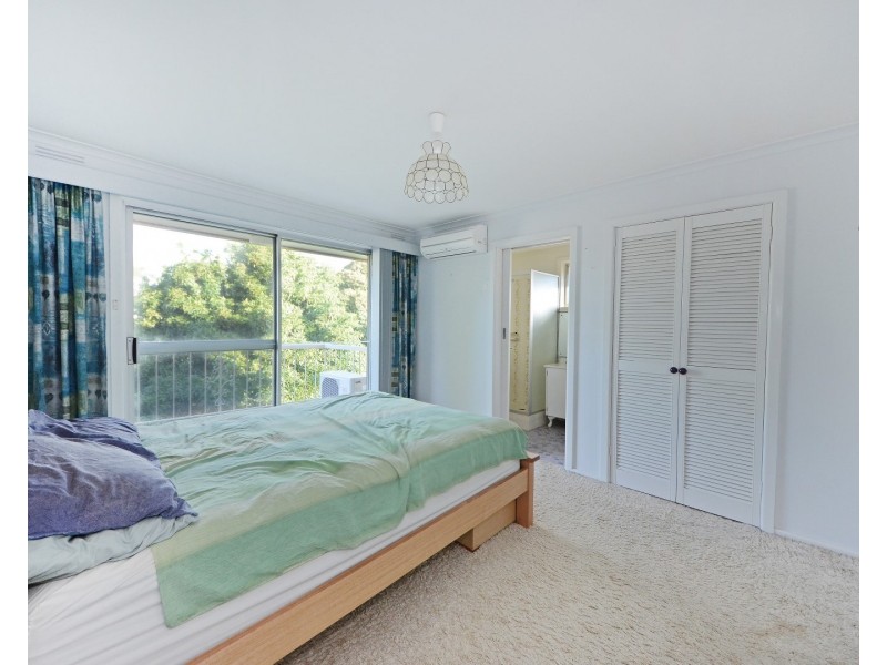 6 Valley View Court, Glen Waverley VIC 3150