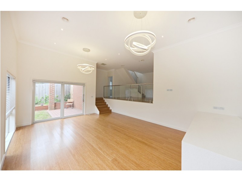 2/17 Wilma Avenue, Mulgrave VIC 3170