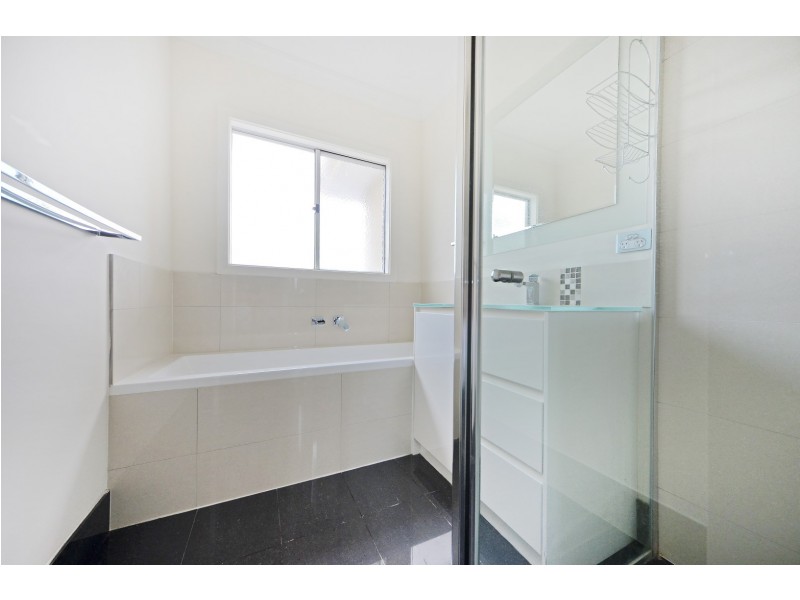 2/17 Wilma Avenue, Mulgrave VIC 3170