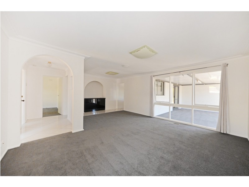 25 Cezanne Crescent, Wheelers Hill VIC 3150