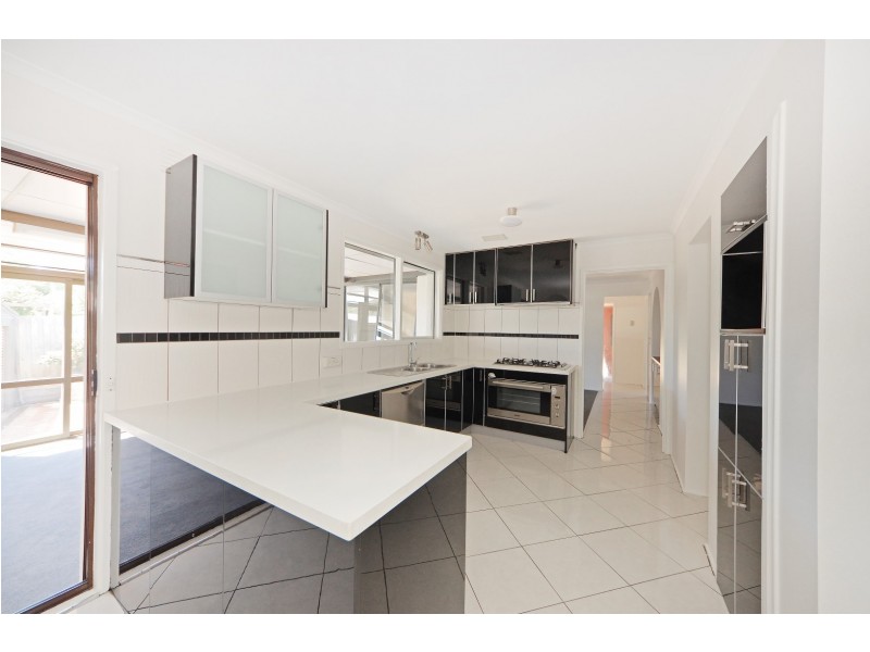 25 Cezanne Crescent, Wheelers Hill VIC 3150