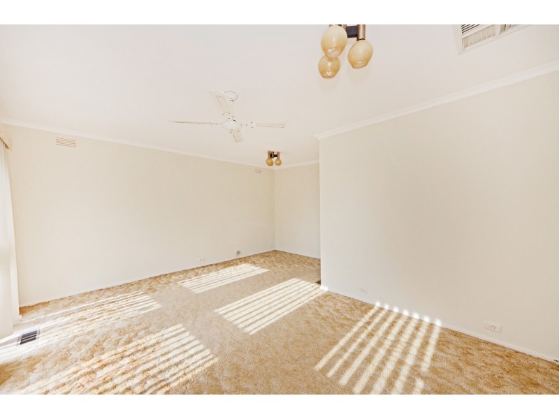 79 Grayson Drive, Scoresby VIC 3179