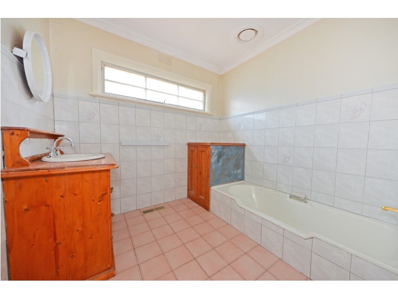 2 Hans Court, Mulgrave VIC 3170