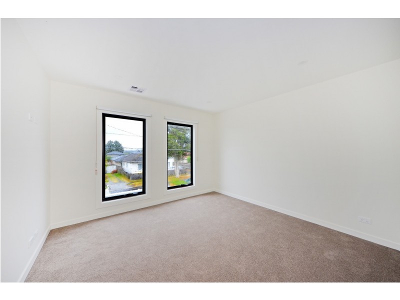 15b First Street, Clayton South VIC 3169