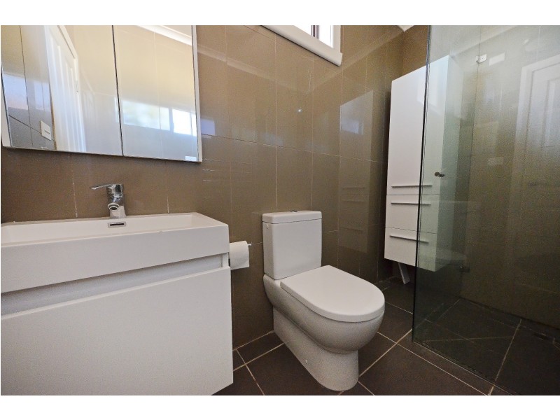 5 Coral Court, Glen Waverley VIC 3150