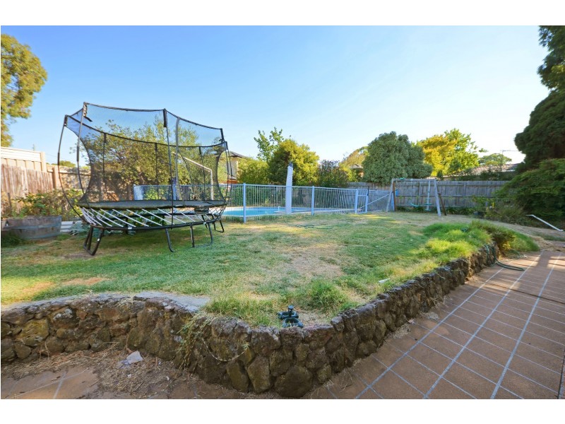 5 Coral Court, Glen Waverley VIC 3150