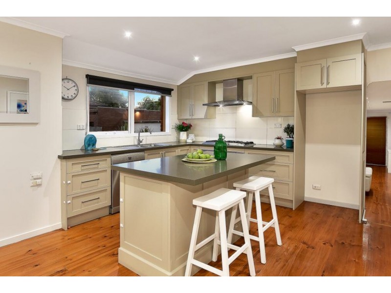 29 Bramley Crescent, Wheelers Hill VIC 3150