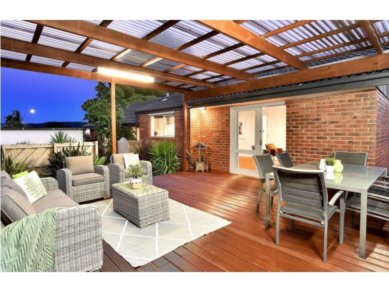 29 Bramley Crescent, Wheelers Hill VIC 3150