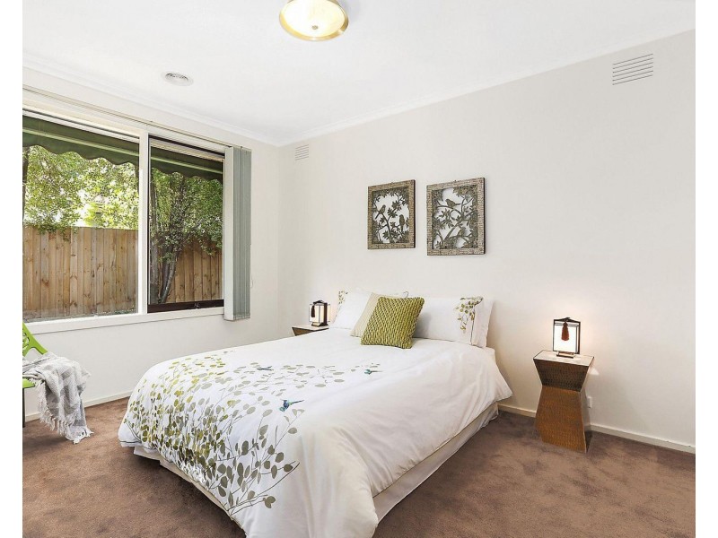 2/112-114 Huntingdale Road, Mount Waverley VIC 3149