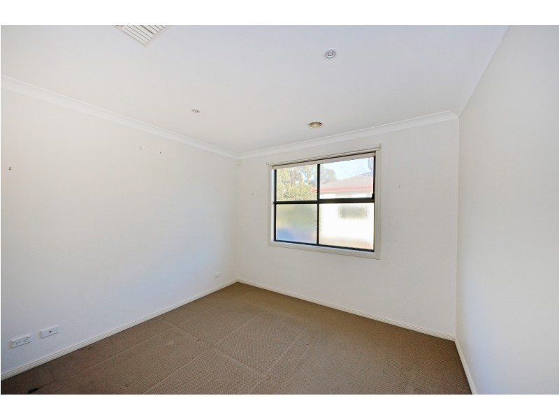 2/1375 High Street Road, Wantirna South VIC 3152