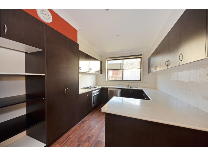 2/1375 High Street Road, Wantirna South VIC 3152