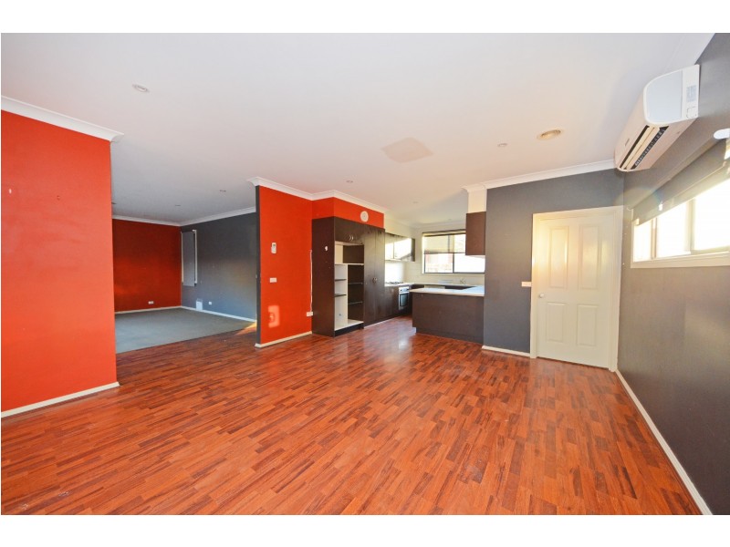 2/1375 High Street Road, Wantirna South VIC 3152