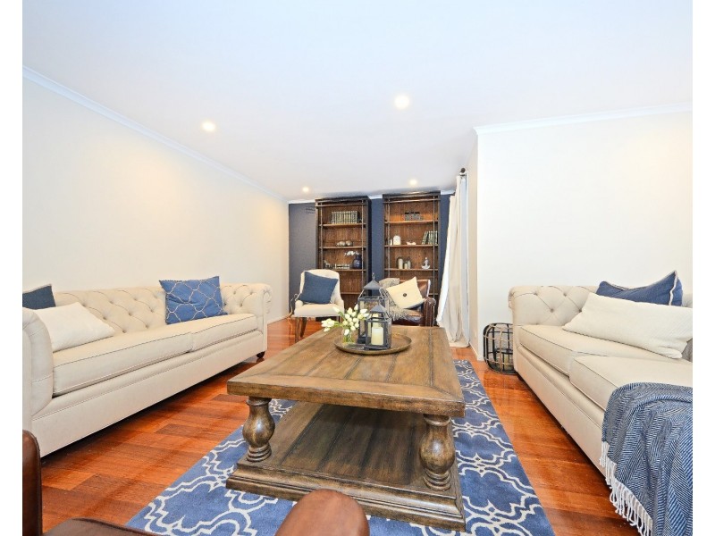56 Golden Grove, Glen Waverley VIC 3150